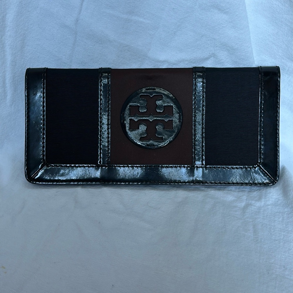 Authentic Tory Burch Clutch Wallet